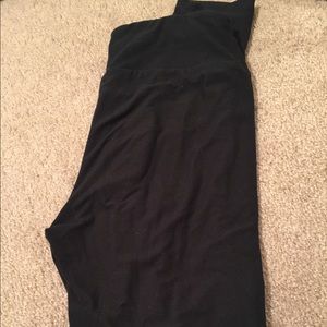 One size black leggings